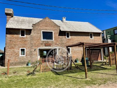 House Castillé Punta del Diablo