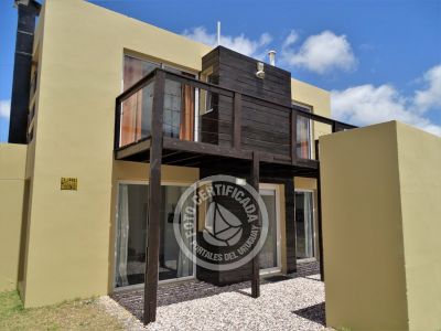 Villa Negro y Blanco Punta del Diablo