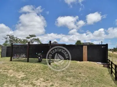 Villa Negro y Blanco Punta del Diablo