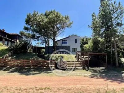 Casa Rubia Diabla Punta del Diablo