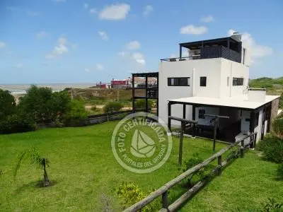 Lo que Dejas - Punta del Diablo