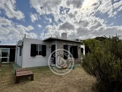 Casa La Abuela. Punta del Diablo