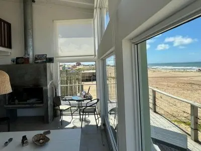 Casa La Viuda Alegre Punta del Diablo