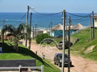 House Periquete Punta del Diablo