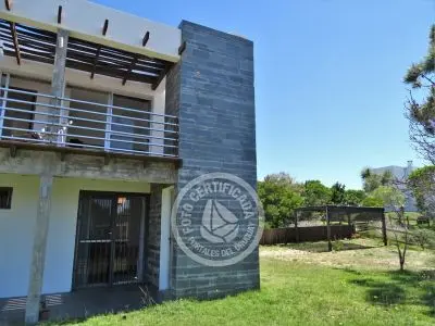 House Periquete Punta del Diablo