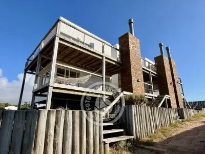 Menage a Trois - Punta del Diablo