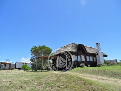 Cabin Izarra Punta del Diablo