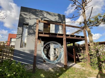 Iona Lis - 1 - Punta del Diablo