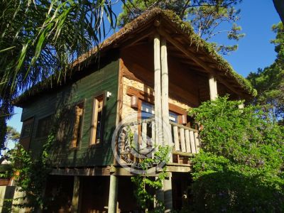 Cabaña La Caracola. Punta del Diablo