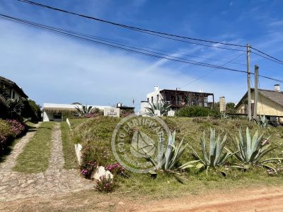 House La Cartuja Punta del Diablo
