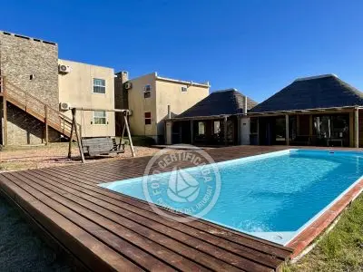 Complejo Elementos del Diablo Punta del Diablo