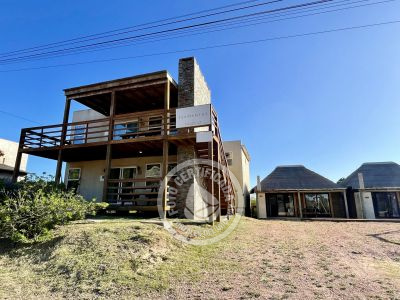 Complejo Elementos del Diablo Punta del Diablo