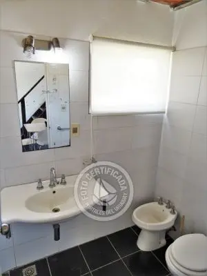 Casa Negro y Blanco - 1 Punta del Diablo