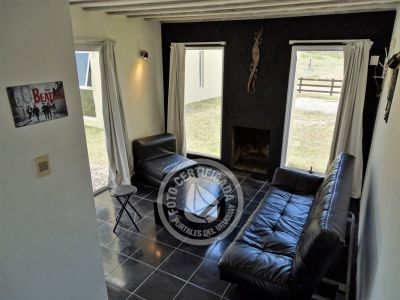 Casa Negro y Blanco - 2 Punta del Diablo