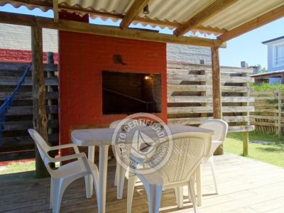 House La Esquina - 1 Punta del Diablo