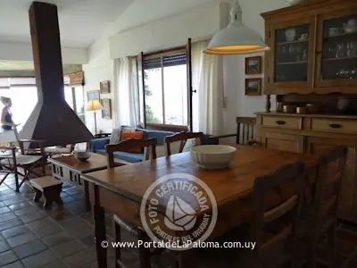 Casa Casa de Ángela (La Pedrera) La Pedrera