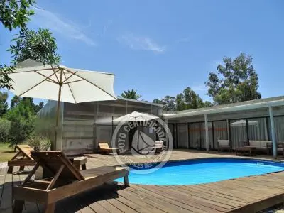 Apartamento Duplex con piscinas - unidad Punta Colorada