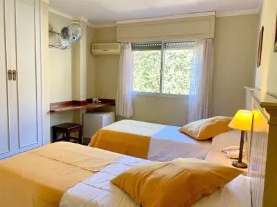 Hotel Ayres Colonia Colonia