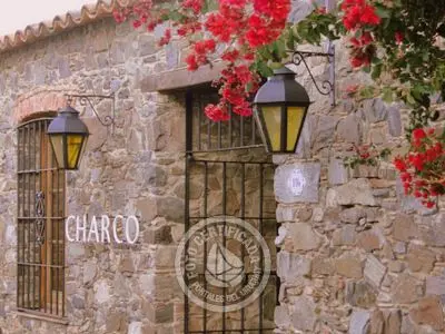 Hotel Charco Colonia