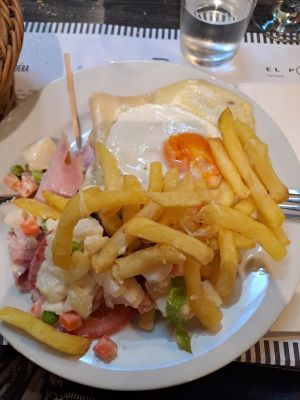 Restaurant El Portón Colonia del Sacramento