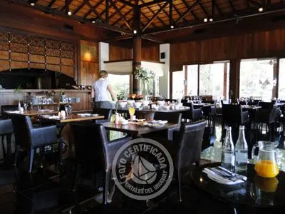 Restaurant PURA - Four Seasons Carmelo Resort Colonia
