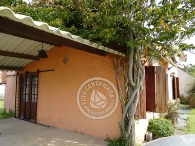 Cabin Octubre. Aguas Dulces