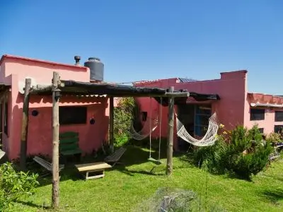 Rosada de los Corvinos - Casita con jardín