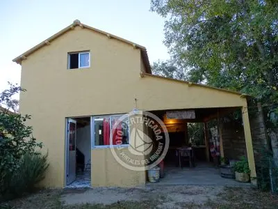 Complexo 29 Bis y Vaneka Valizas