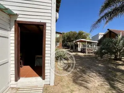 Rancho El Mangrullo - Adelante.  Valizas