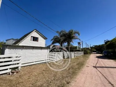 Rancho El Mangrullo - Adelante.  Valizas