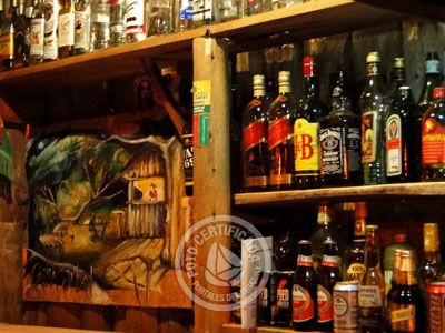 Pub La Casita del Arbol Valizas