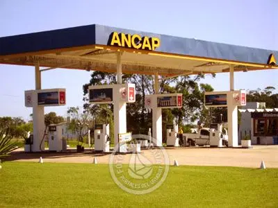 Estación de servicio ANCAP