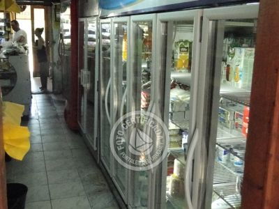 Supermercado, mercado e suprimentos Dafael La Coronilla