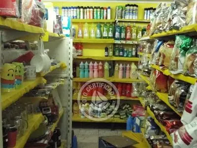Supermercado, mercado e suprimentos Dafael La Coronilla