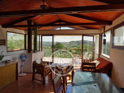 Oltrona al Lago - Villa Serrana