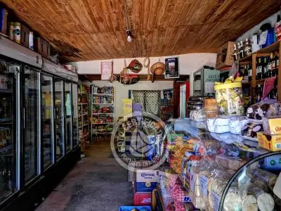 Supermarkets markets and supplies La Cabina Villa Serrana