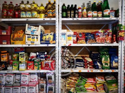 Supermarkets markets and supplies La Cabina Villa Serrana