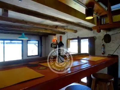 House El Guitarrero Villa Serrana