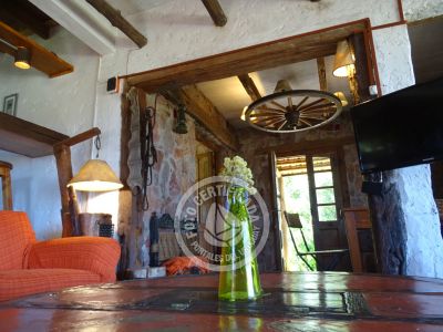 House El Guitarrero Villa Serrana