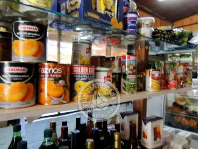 Supermarkets markets and supplies MiniMercado El Pirata Carmelo