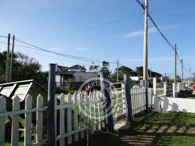 Cabaña Lo de Hugo Valizas .- Foto del 6/11/14, 16:44