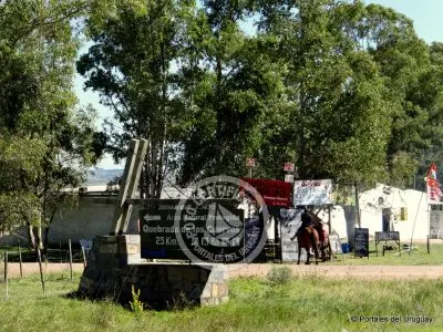Passeio e Atividades Quebrada de los Cuervos Treinta y Tres
