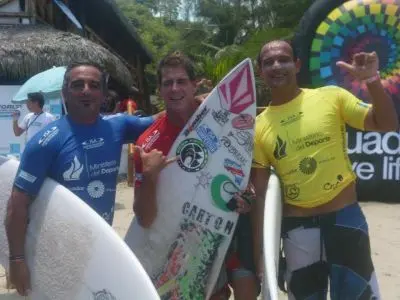 Escuela de Surf La Pedrera SurfCamp La Pedrera