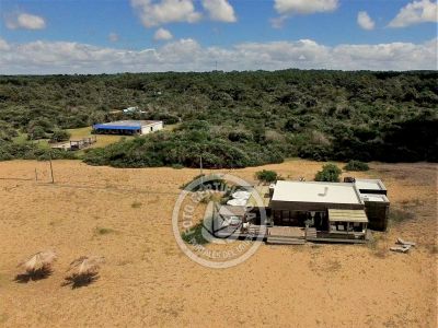 Inn Chez Silvia Suite Bistro & Cabañas Oceanía del Polonio