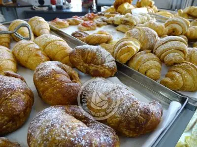 Supermercados, almacenes, provisiones Parador 19 de abril 19 de abril