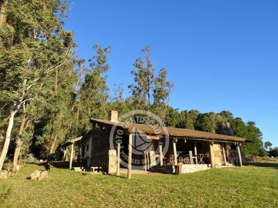 Posada de Campo Oriente Serrano - Barbacoa Villa Serrana .- Foto del 21/6/18, 16:21
