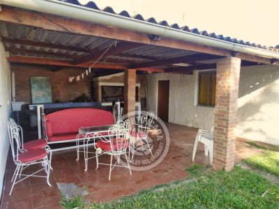 Cabana Nenito Rodriguez La Coronilla