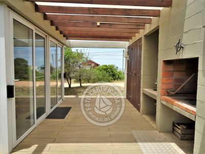 Casa Rosa de la Viuda - Casa A Punta del Diablo