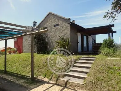 House Ponderosa Punta del Diablo