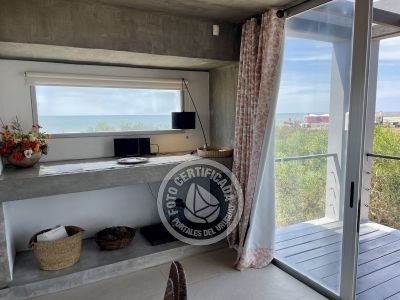 Santa Maria de Las Arenas - Portal del Diablo